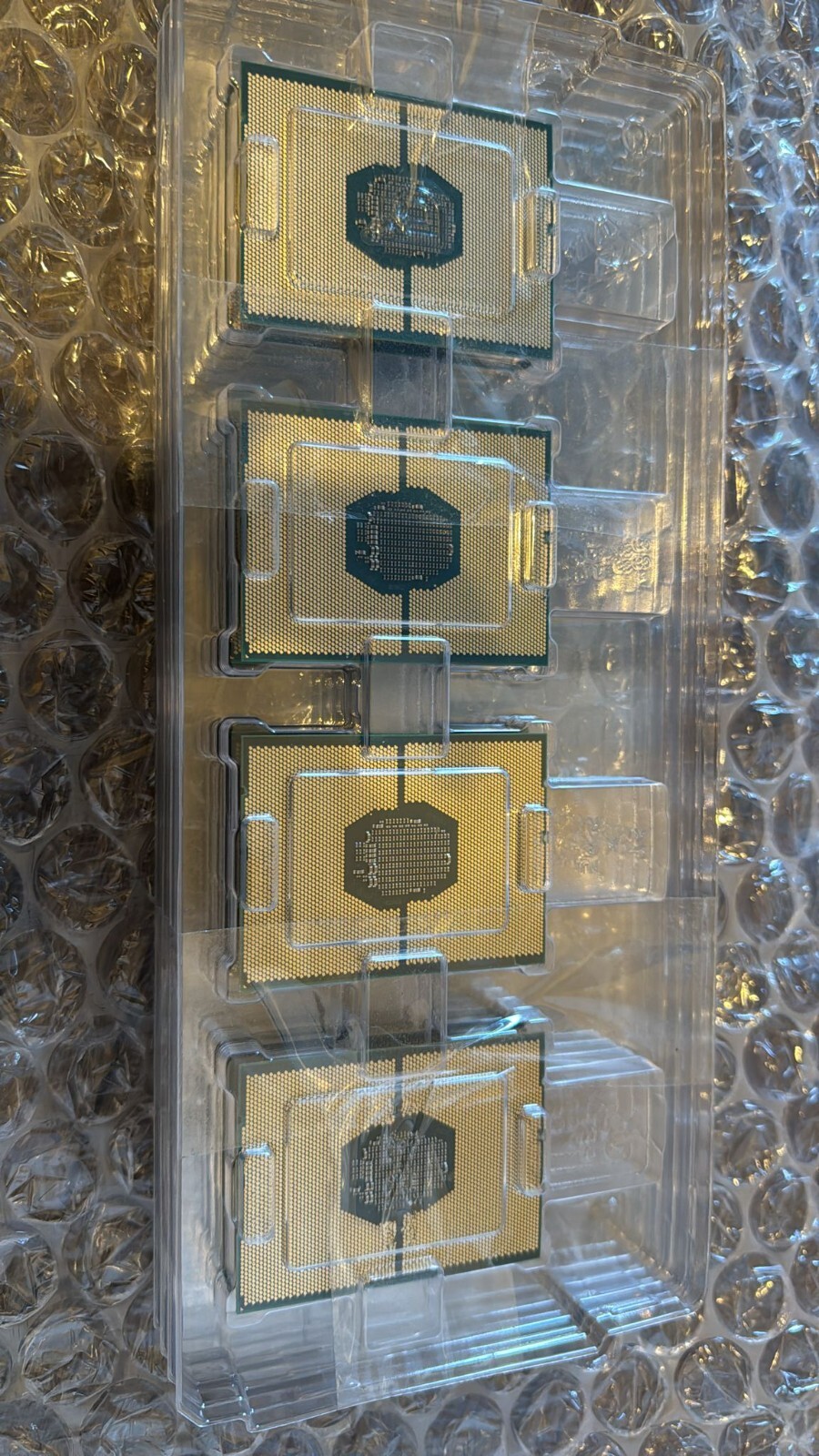 Intel Xeon Platinum 8276 SRF99 (2.20GHz/4.0GHz 28-Core 165W) Processor