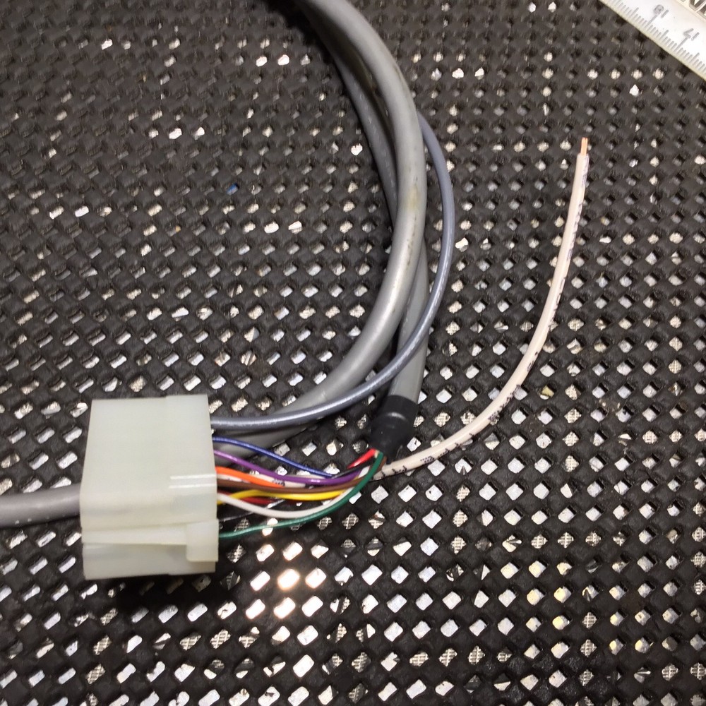 Whelen Beta 112R Remote Head Cable 36”