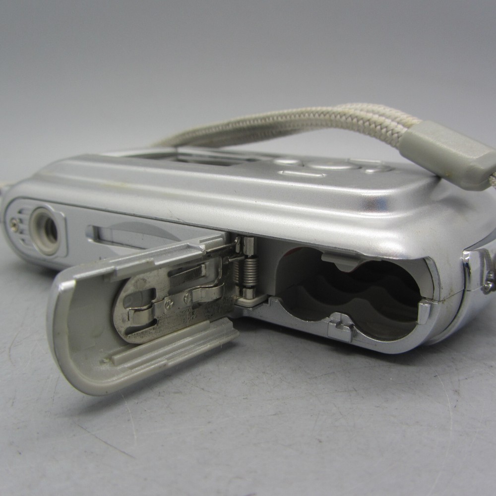 Vivitar Digital Camera Vivicam 3105s 3.2MP Silver Tested