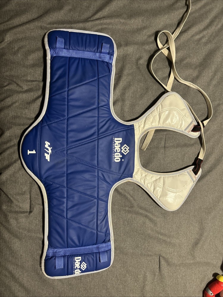 Daedo Karate Sparring Chest Pad Protector Guard KIDS