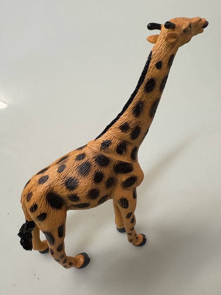 Vintage Realistic Giraffe Plastic Toy