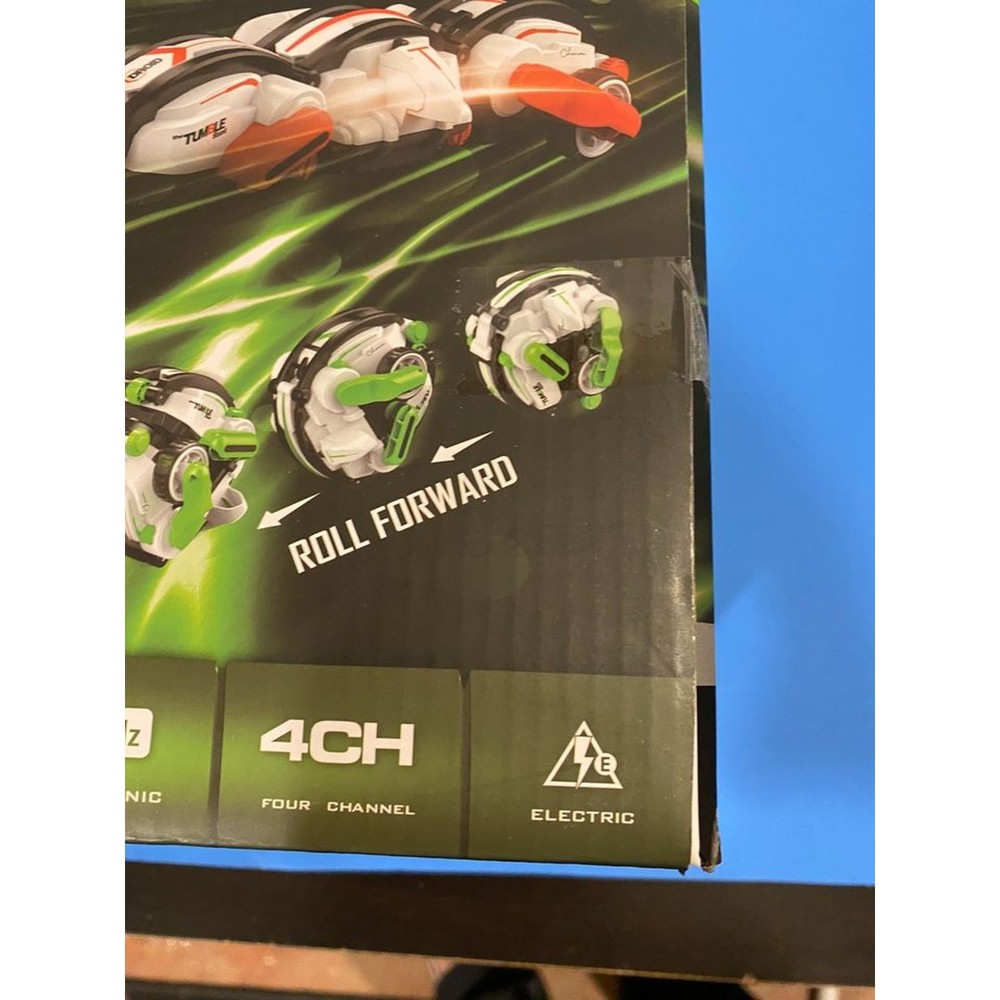 White/Red Trim Remote Control Round Rolling Stunt Car, HGT Engine NEW