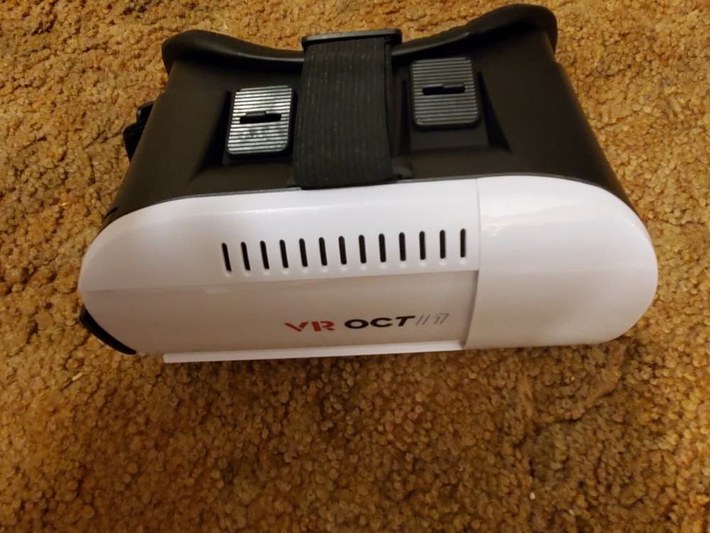 Virtual Reality Headset for iPhone & Android