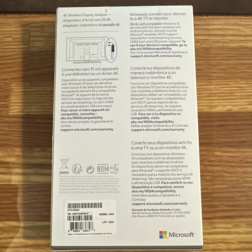 Microsoft 4K Wireless Display Adapter Model 1942 UTH-00001