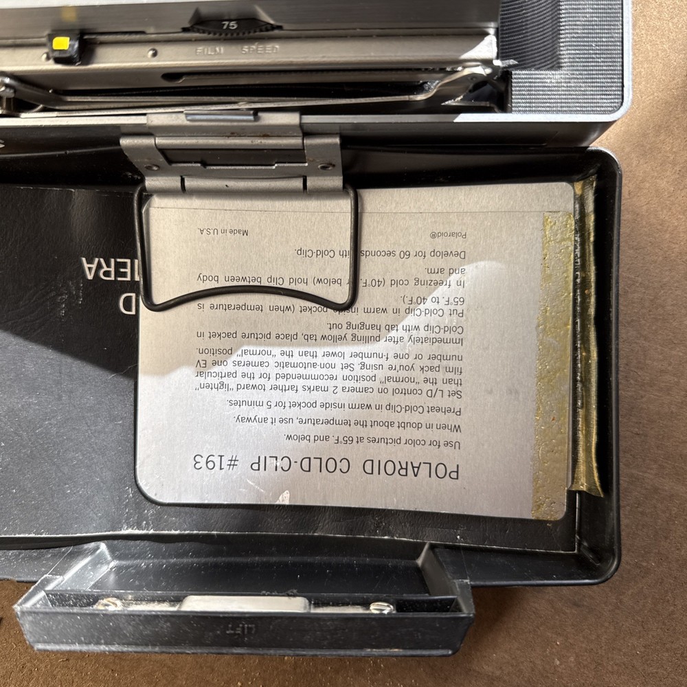 Polaroid Automatic 250 Land Camera (Folding Bellows Camera)
