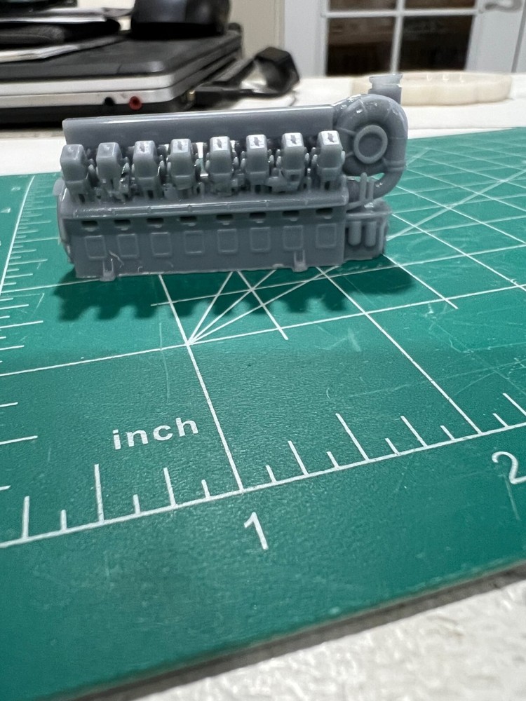 HO scale Alco 244 - 16 Cylinder