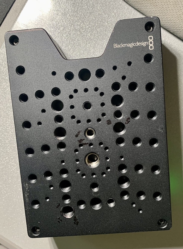 Blackmagic Design HyperDeck Shuttle SSD Field Recorder+++Cheese Plate