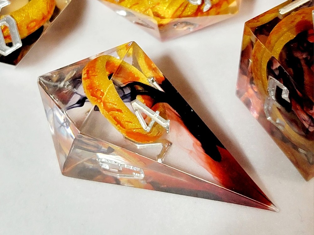 Dark Lord's Spite | Sharp Edge DnD Dice Precision 7 Dice Set - LotR Sauron