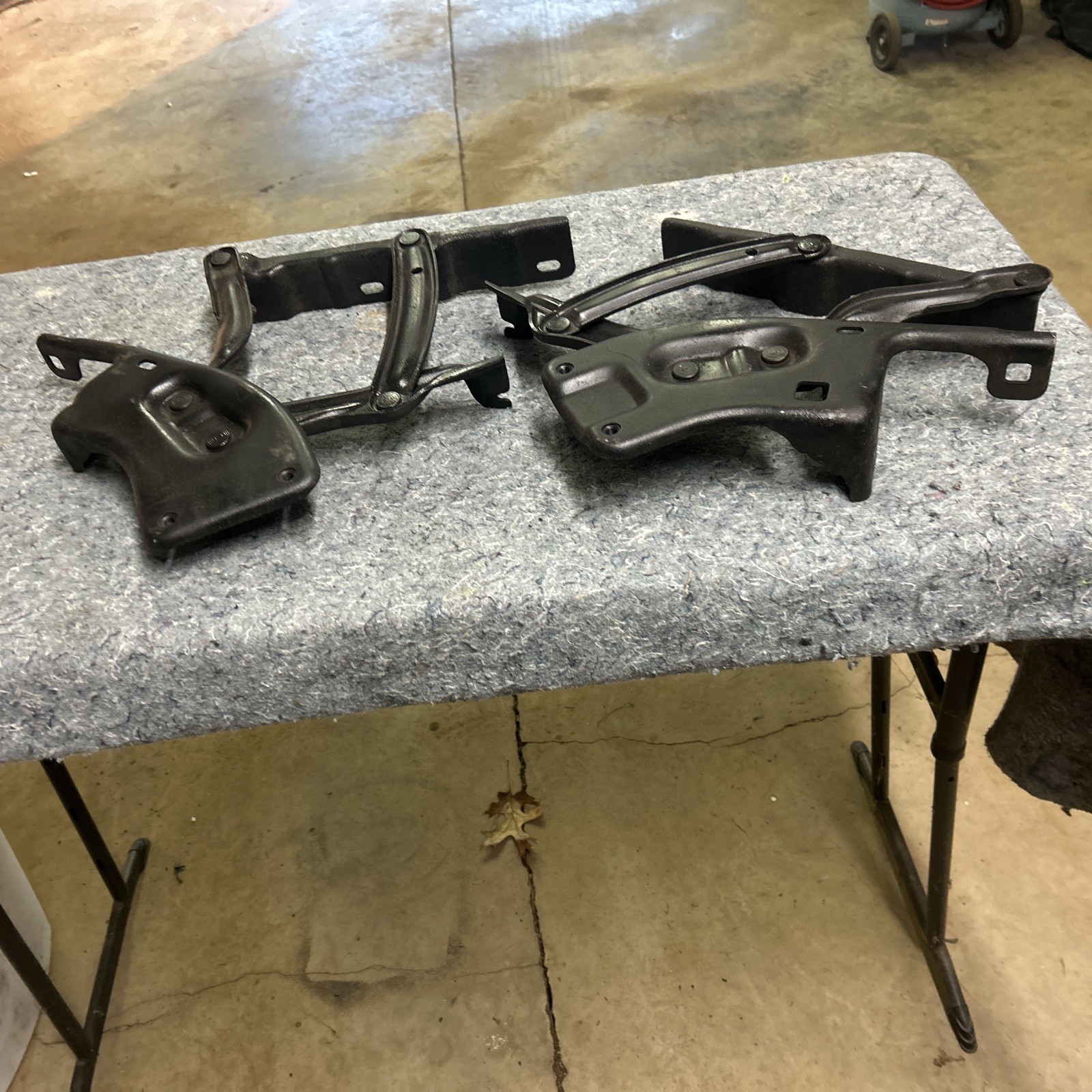 1971-1974 Cadillac Hood Hinges Deville Fleetwood Eldorado OEM NO SPRINGS