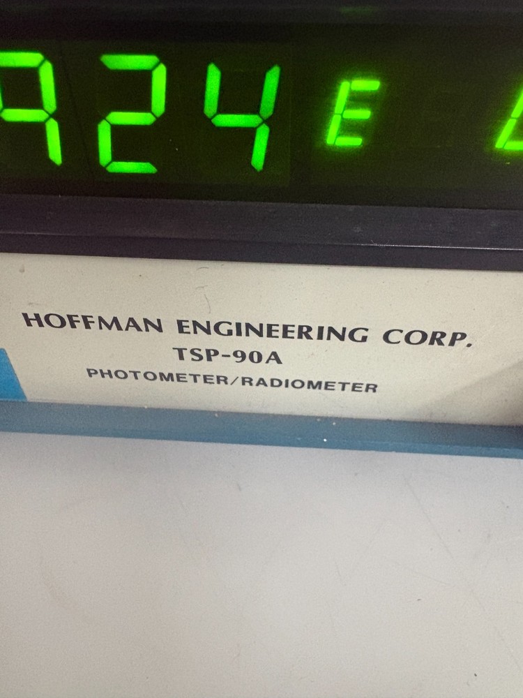 HOFFMAN ENGINEERING CORP PHOTOMETER / RADIOMETER TSP-90A