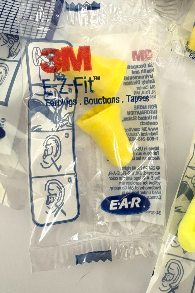 12 PAIR DISPOSABLE EAR PLUG ASSORTMENT PACK 3M - NEW!