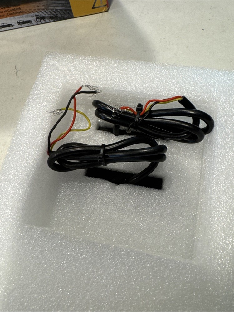 New Blazer C4843 Class 2 Rectangular LED Strobe Lights Grille Mount Safety Light