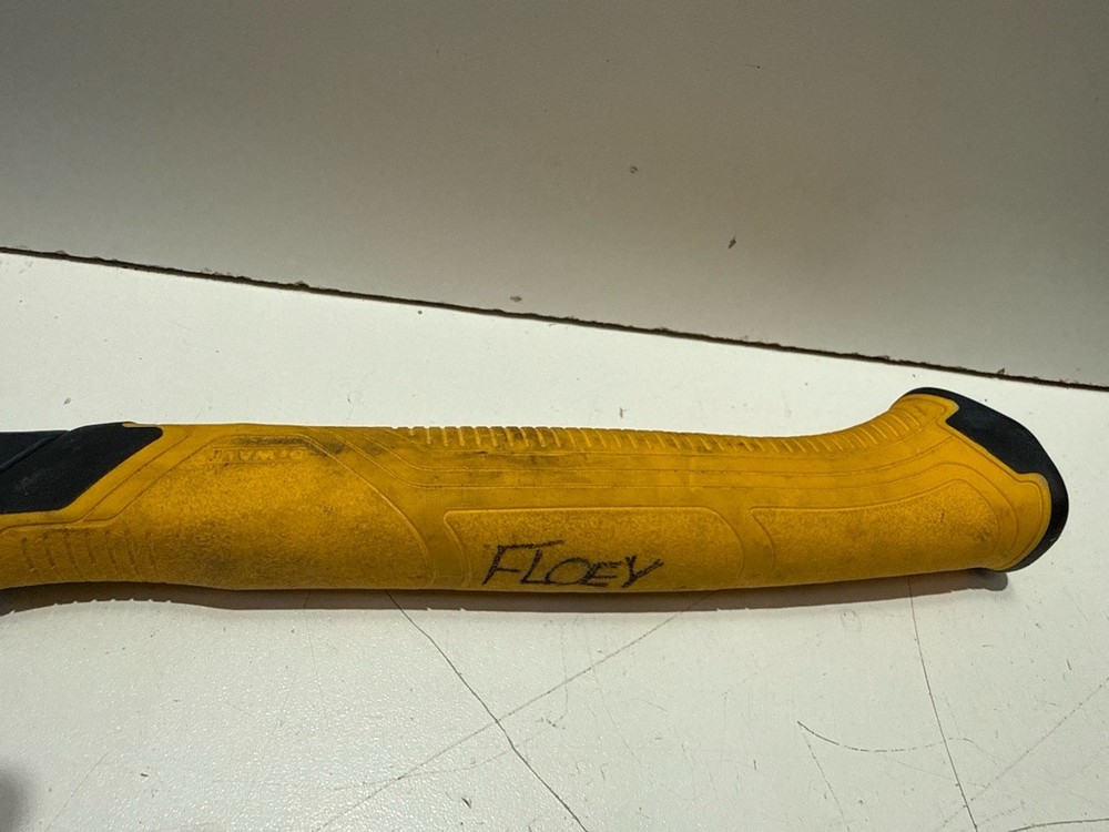 DEWALT HATCHET MODEL DWHT51387 (P22016912)