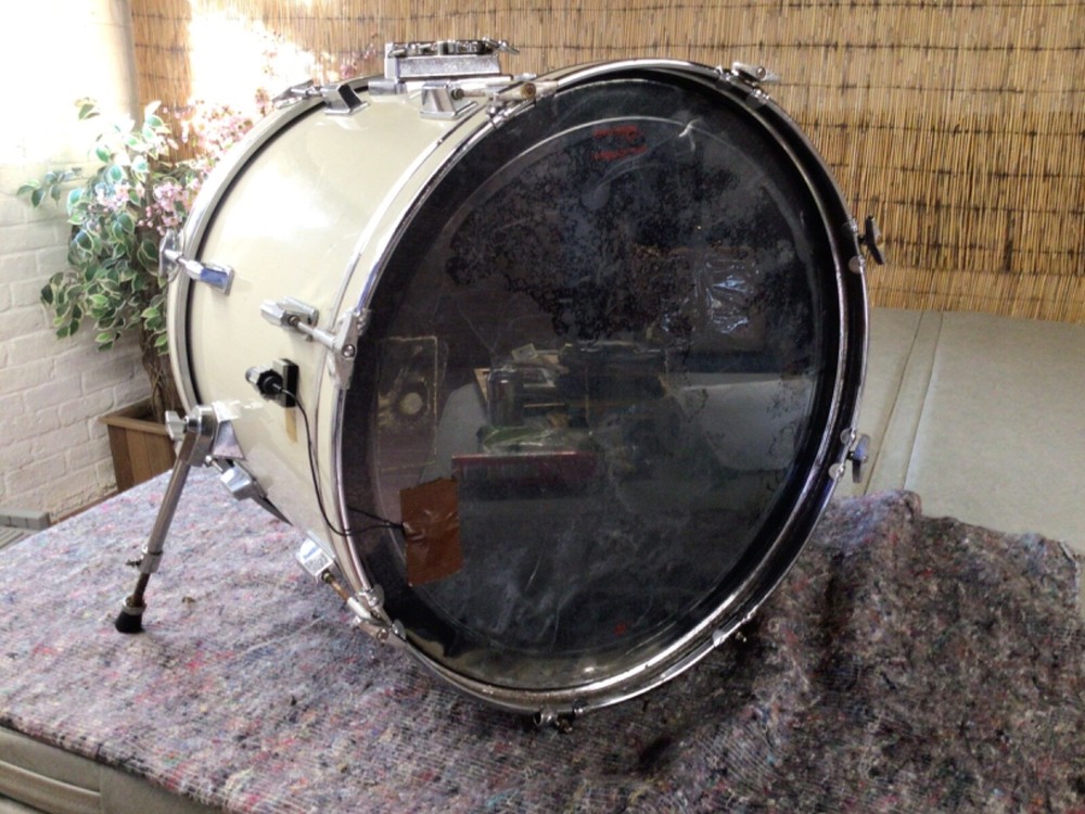 PEARL EXPORT DEEP SERIES 22 INCH BASS DRUM