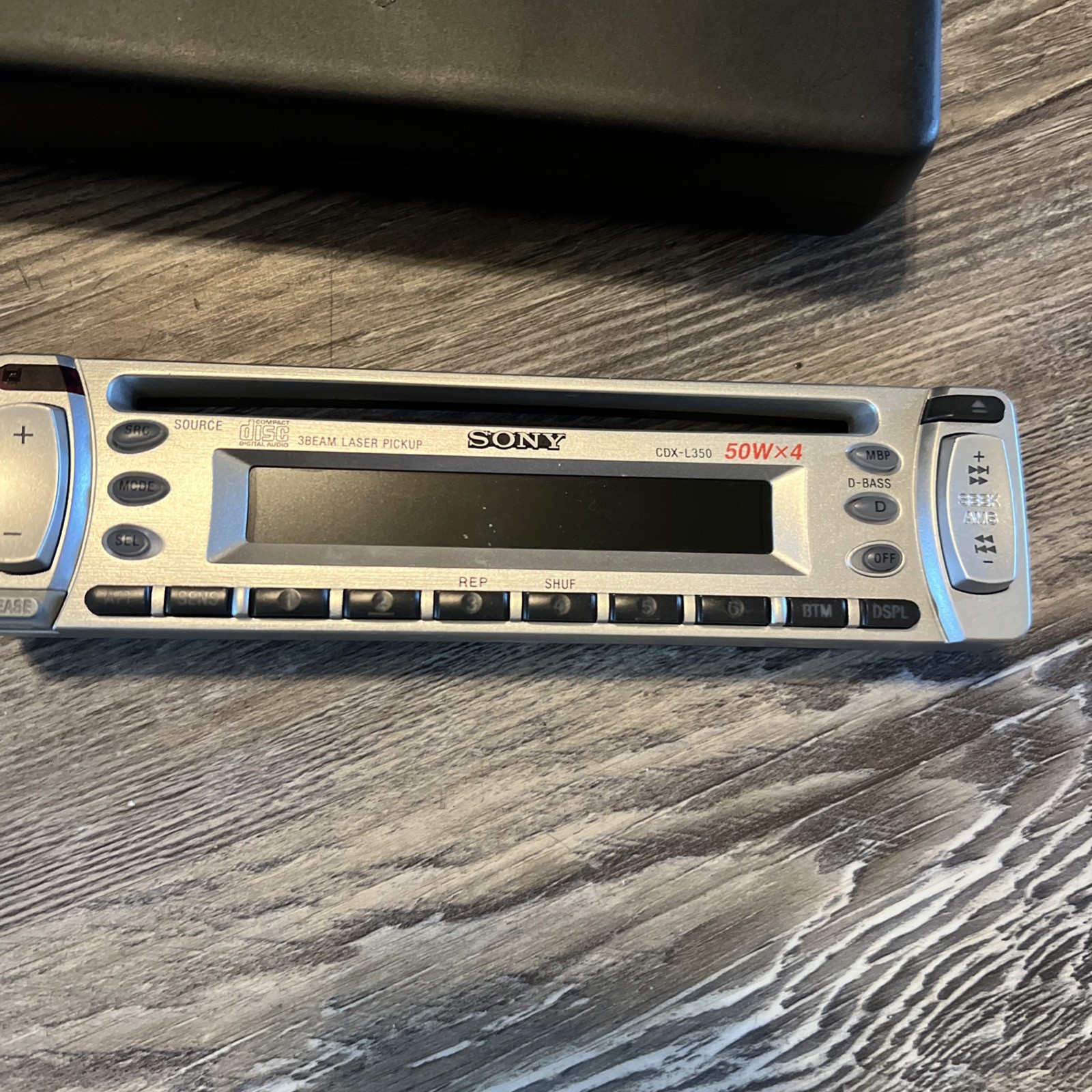 Sony In Dash CDXL350 FM/AM Compact Disc Player Car Stereo w/Detachable Faceplate