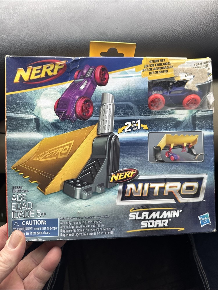 Nerf Nitro Slammin’ Soar Stunt Set, New