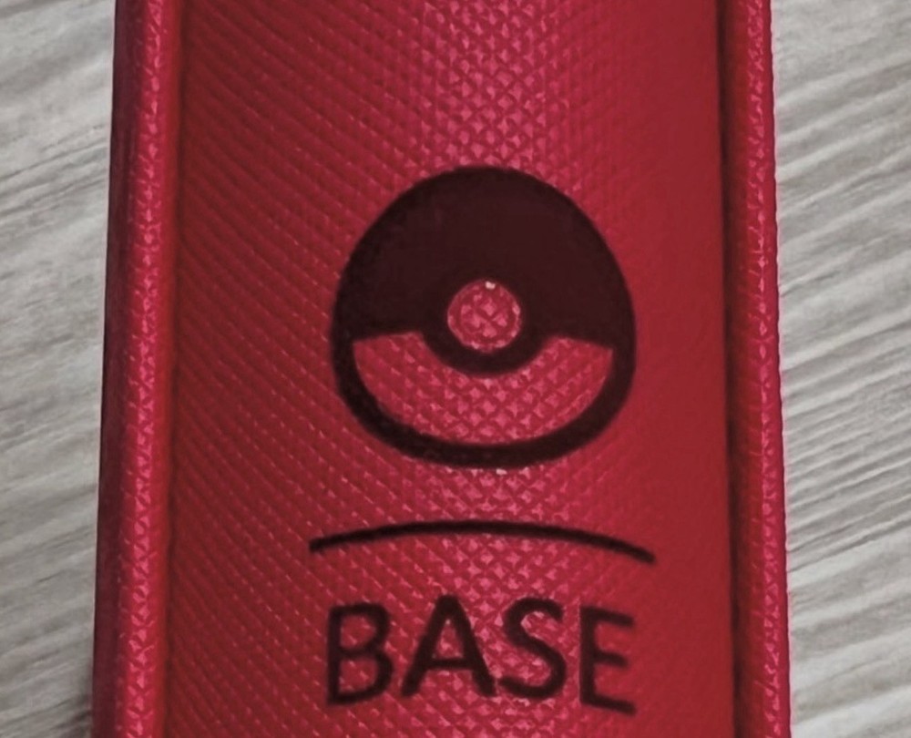 Base 4 Pocket Master Set Vault X Red Binder