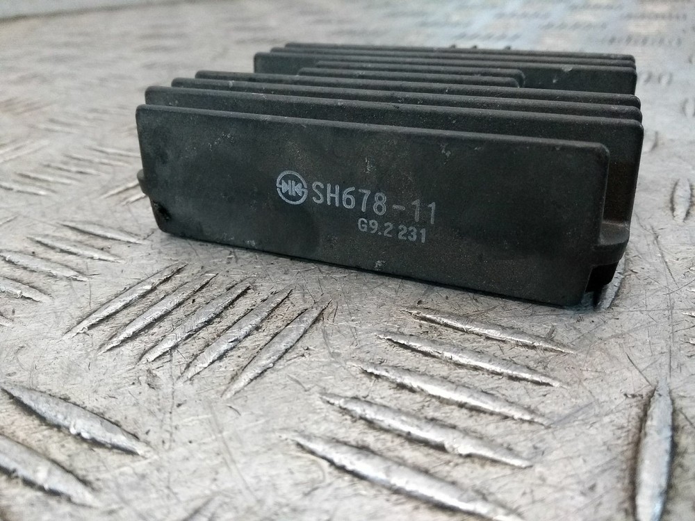 2010 YAMAHA XP 500 RECTIFIER REGULATOR