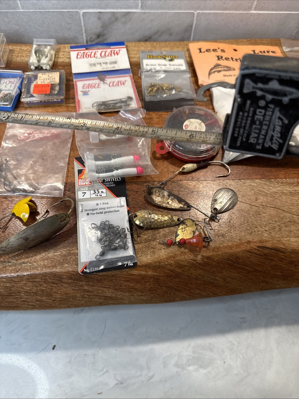 Lot Fishing Supplies Vintage Flies Lures Line Weights Scale Hooks