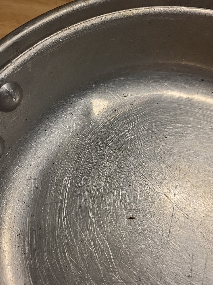 ORIGINAL WWII US ARMY & MARINE MESS KIT-DATED 1945