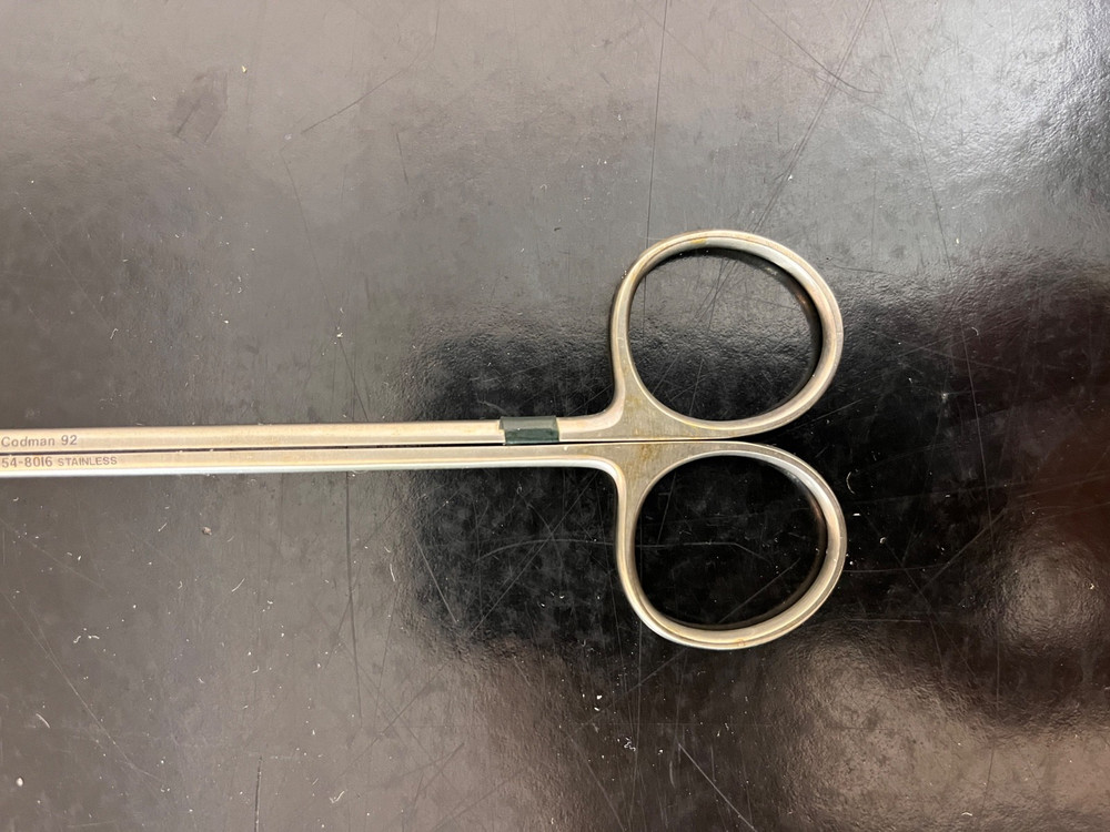 Codman Lawrie Modified Circumflex Scissors 54-8016 without stabilizing bar 130°