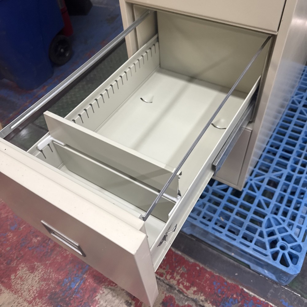 SCHWAB 5000 FireProof File Cabinet 4 Drawer (D)