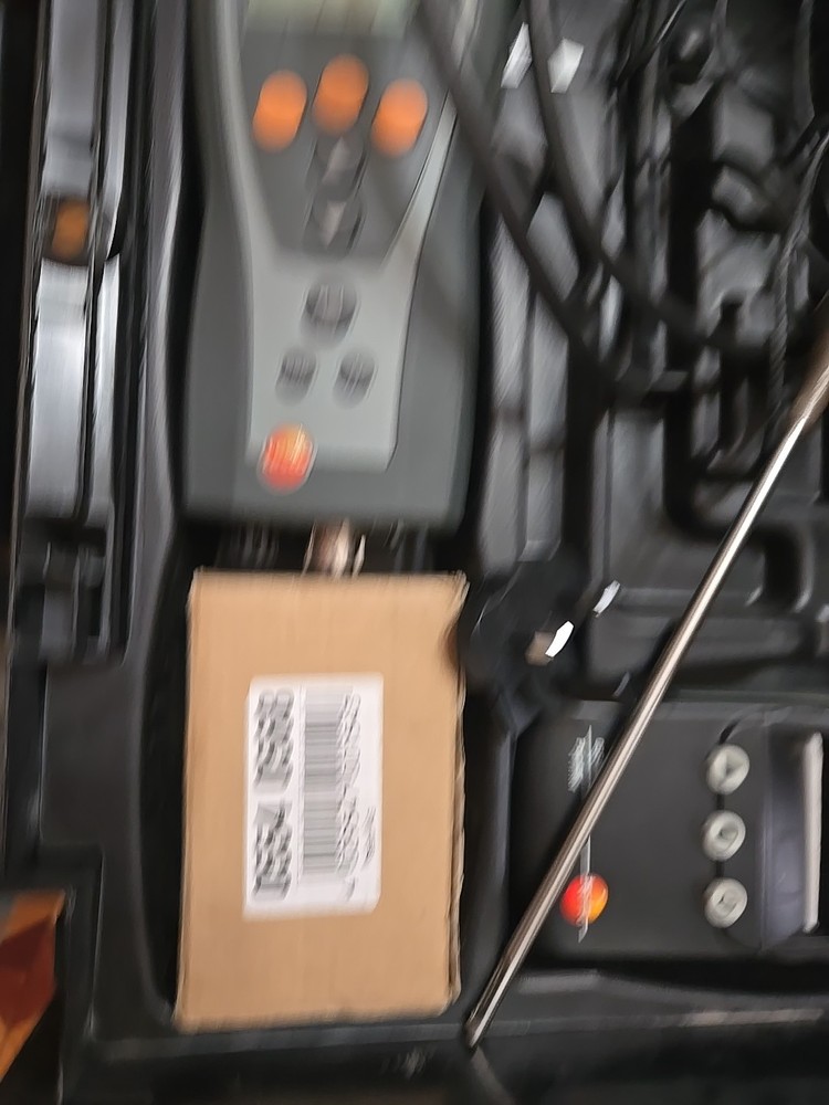 Testo 327-1 Flue Gas Analyzer Kit with printer