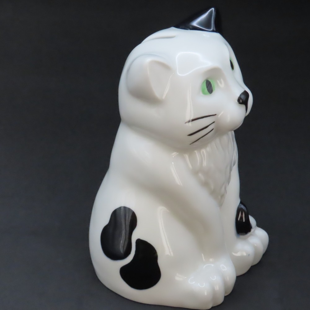 Wade Ceramic Cat Money Box Figurine
