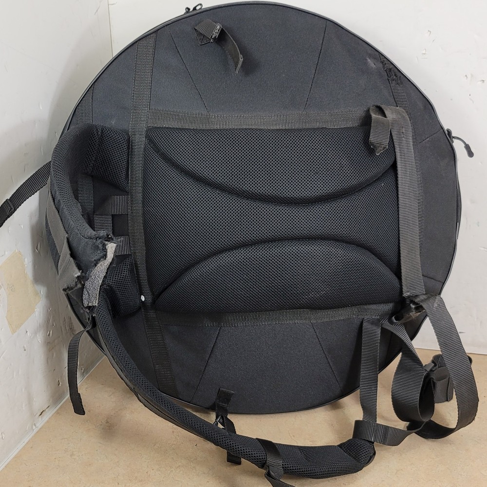 Isthmus Instruments E Minor Handpan