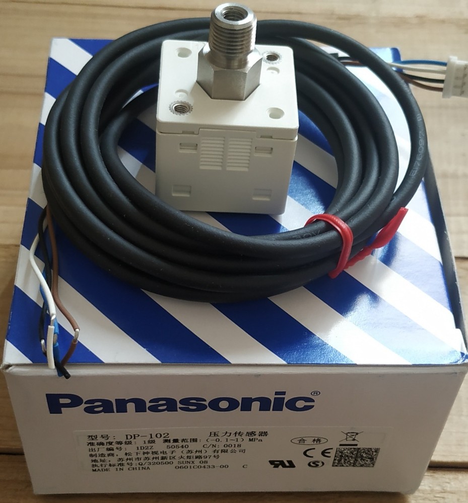 1pc new Panasonic DP-102 Pressure Sensor