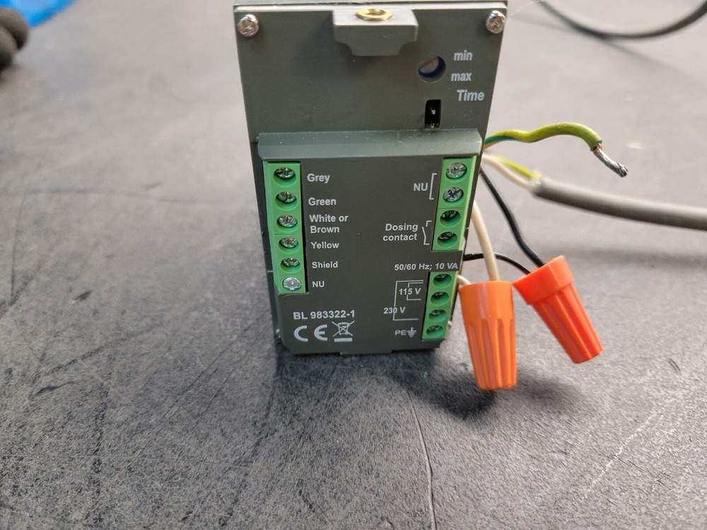 Hanna Instruments Black Stone BL983322 EC Controller.