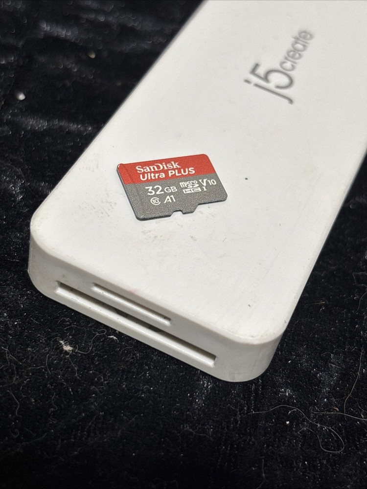 j5create JCD373 MICRO SD/SD USB MIC HDMI Mini POWER IN Dock Adapter