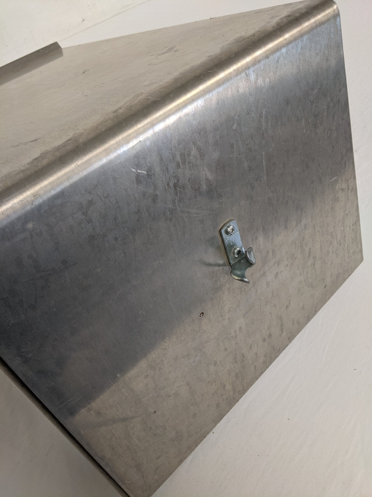 Used Freightliner Plain No Tread SSR 3 Battery Box Cover - P/N A06-61816-002