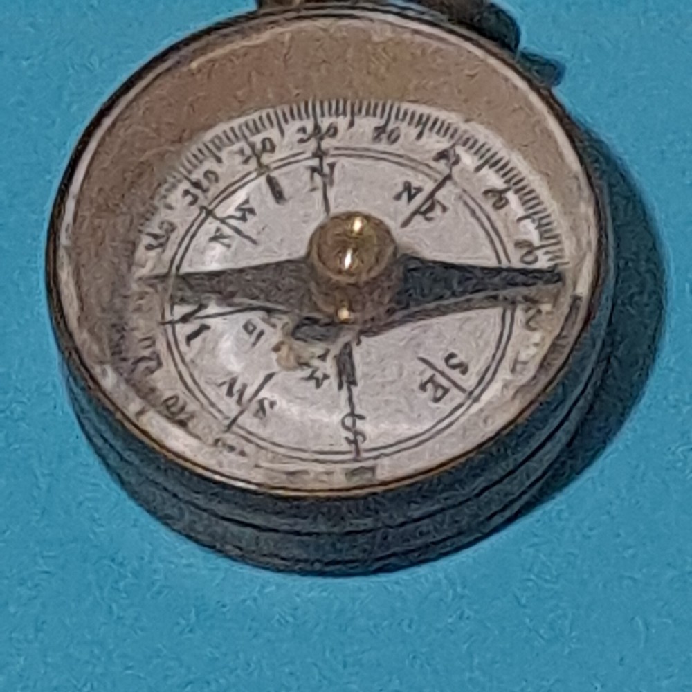 1 Inch Vintage Compass, Non Working D2