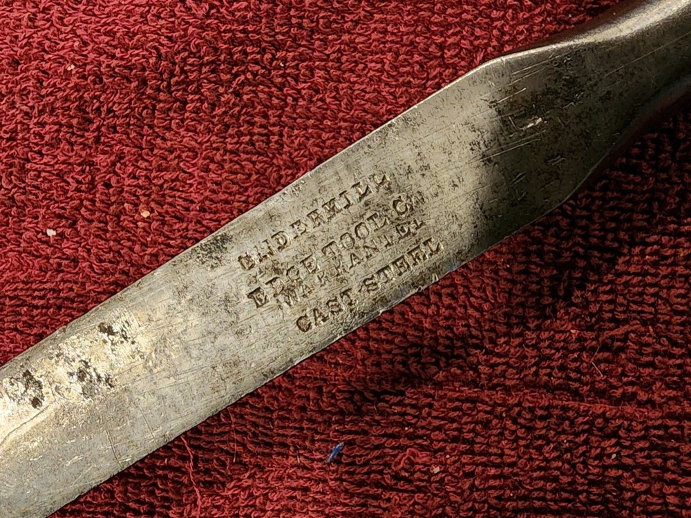 Vintage Underhill Edge Tool 7/8" Timber Framing Chisel