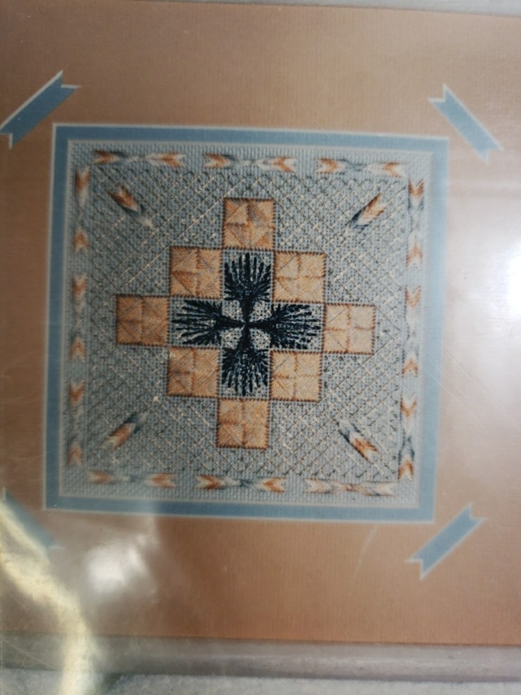 Ruth Dilts Double Feathers & Diamonds Needlepoint Guide Chart Pattern