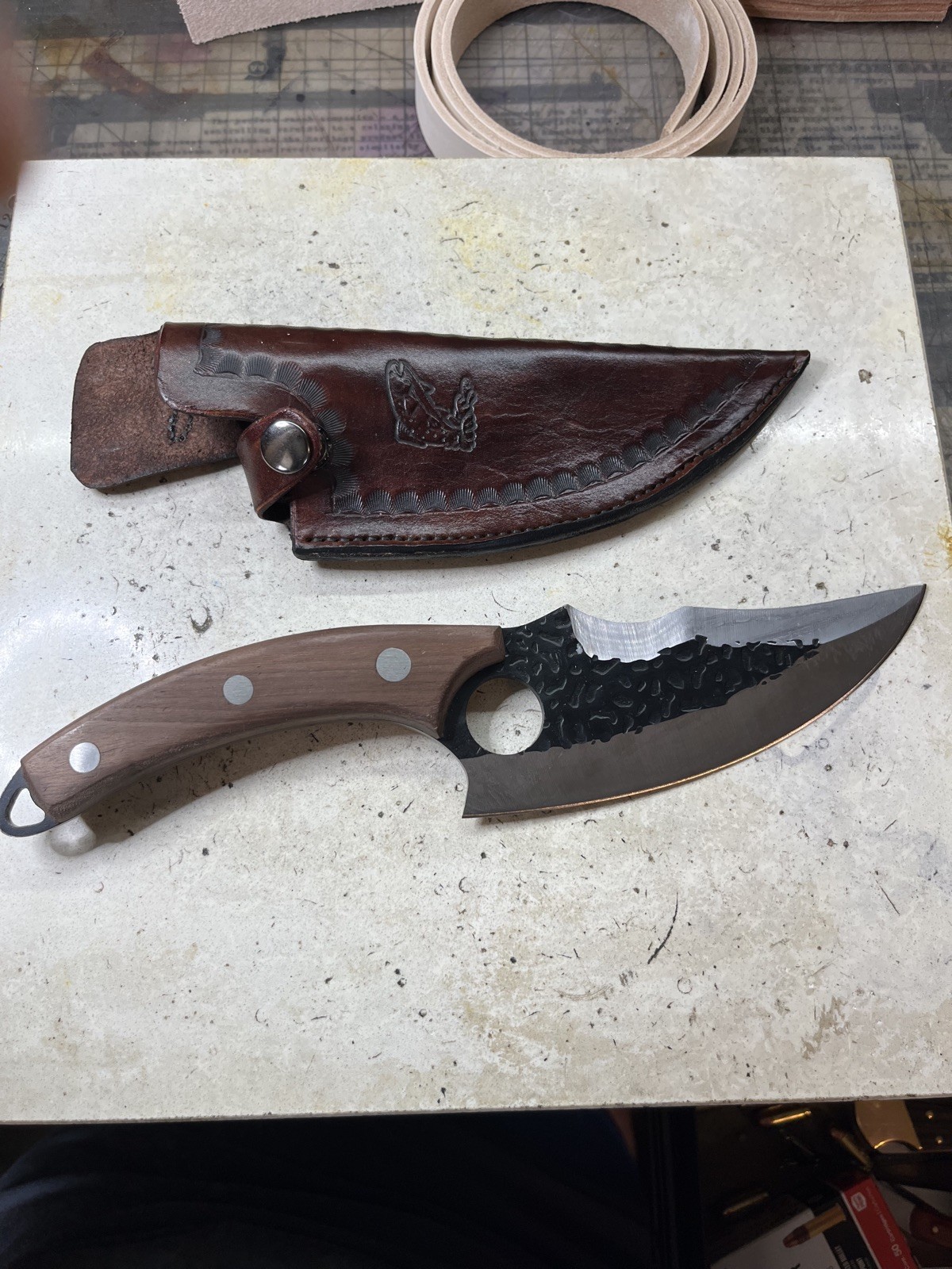 Handmade/hand sewn quality leather knife Sheath.With free full tang sharp knife