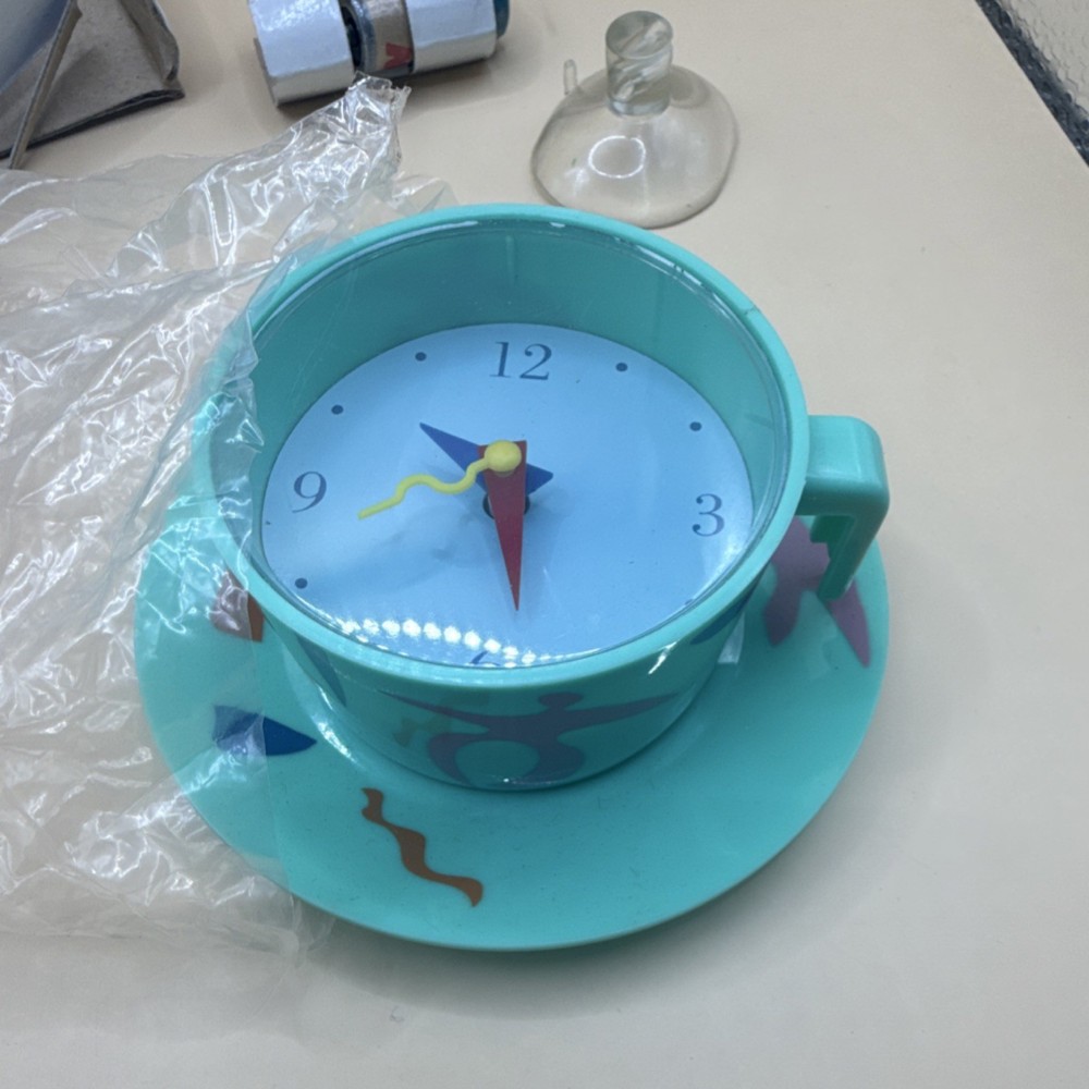 Coffee Cup Shaped Turquoise Plastic Analog Desk Clock Quartz Model 4530