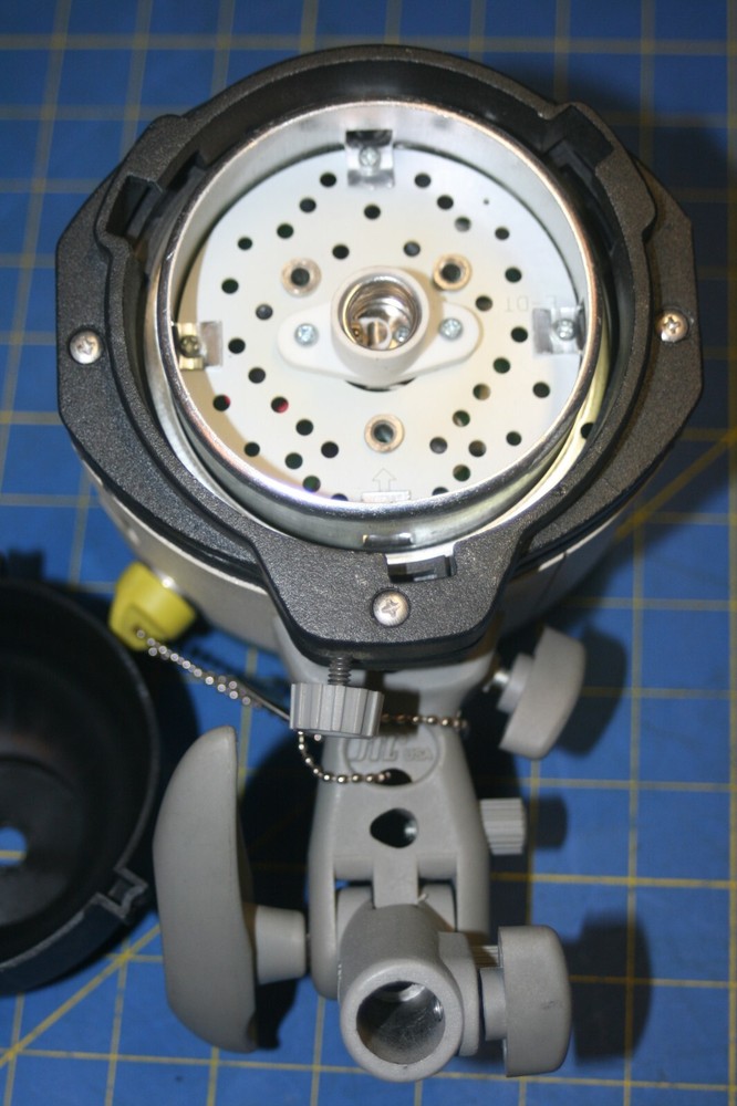 JTL Mobilight 301 Photo Light System-Studio AS-IS