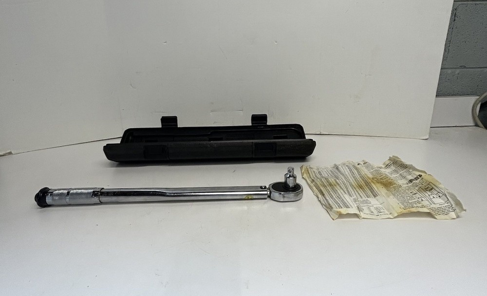 Adjustable Torque Wrench with Micrometer Settings ALLTRADE Case & Instructions