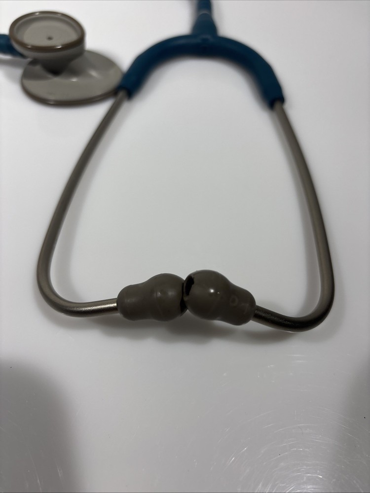3M Littmann Lightweight II SE Stethoscope Blue