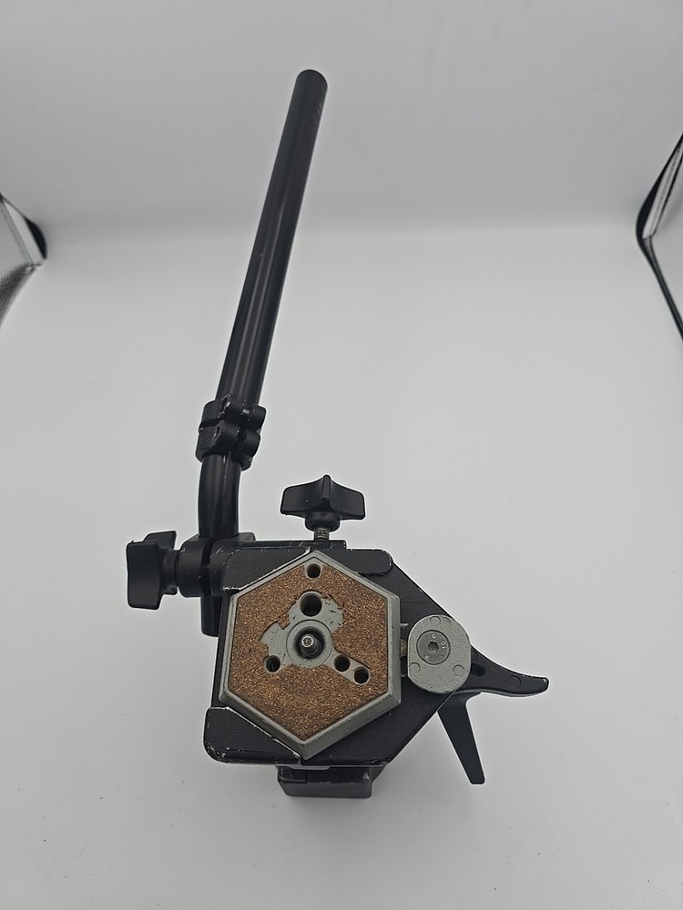 Bogen Manfrotto 3063 Mini Fluid Video Tripod Head with Quick Release Plate
