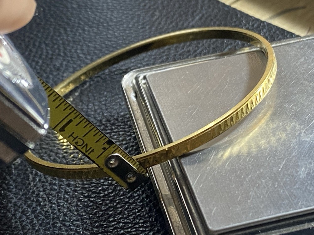vintage trifari bangle