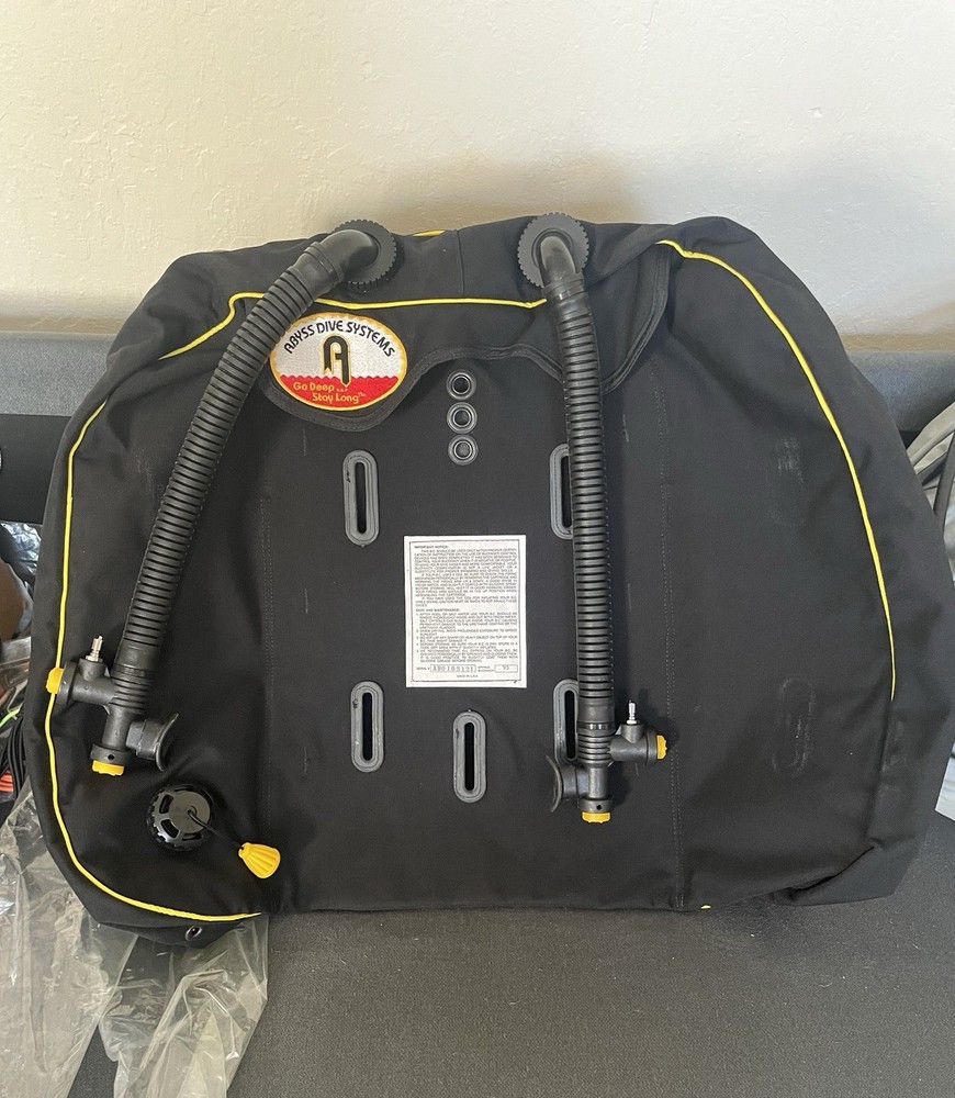 Scuba BC Wing Dual Bladder - Abyss Dive Systems