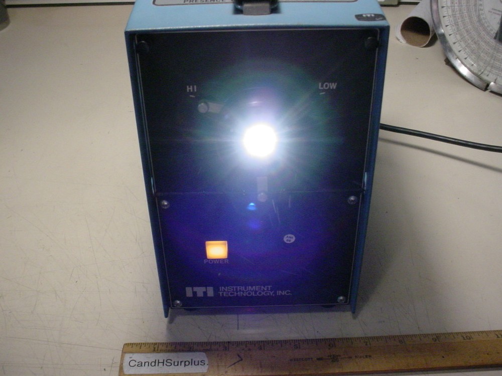 Instrument Technology 125010 Fiber Optic light source
