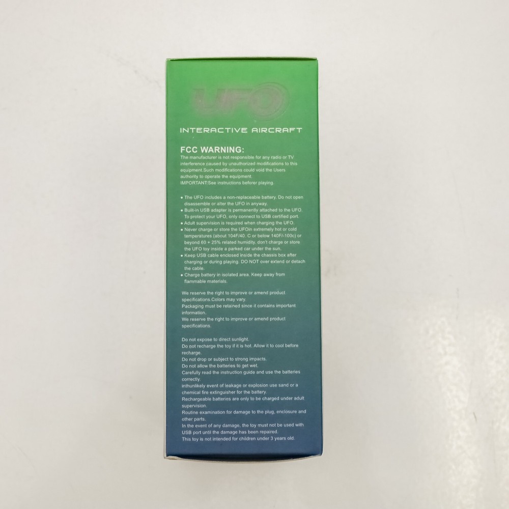 UFO Interactive Aircraft with Blinking Lights and High Low Speed Conversion