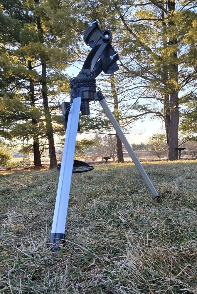 Meade DS-70 Electronic Digital Telescope mount Stand Only UNTESTED