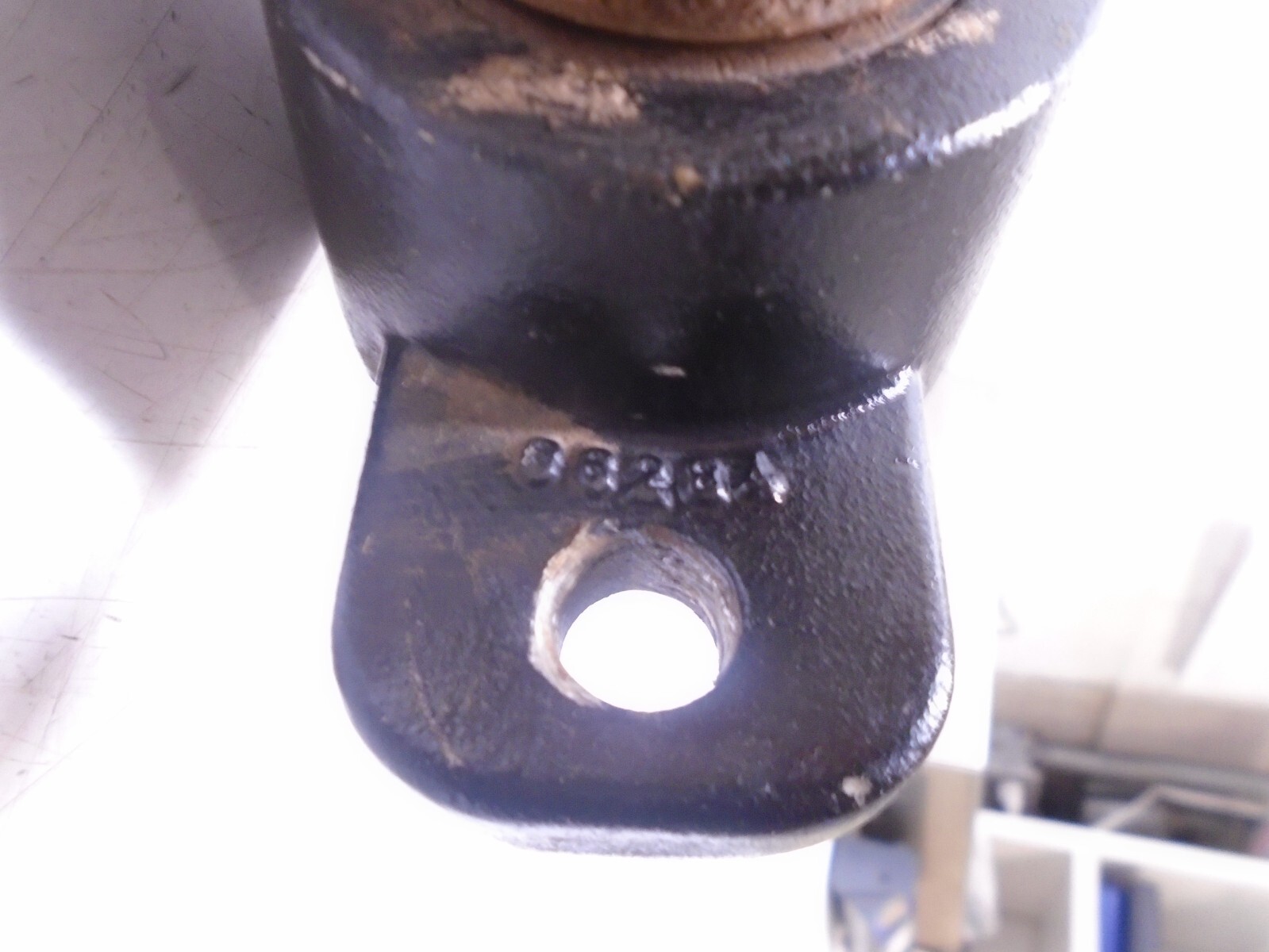 X2 Mercruiser V6 V8 4.3-5.7 Sterndrive Engine Mount 79550A1 66284A2 SINGLE