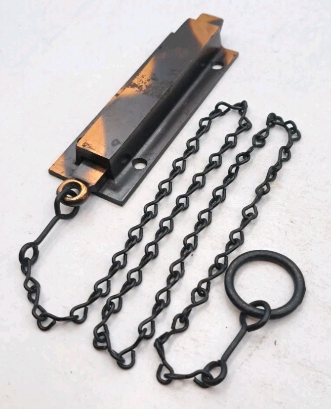 Antique Spring Loaded Latch Chain Pull Japanned Surface Mount Door Hardware