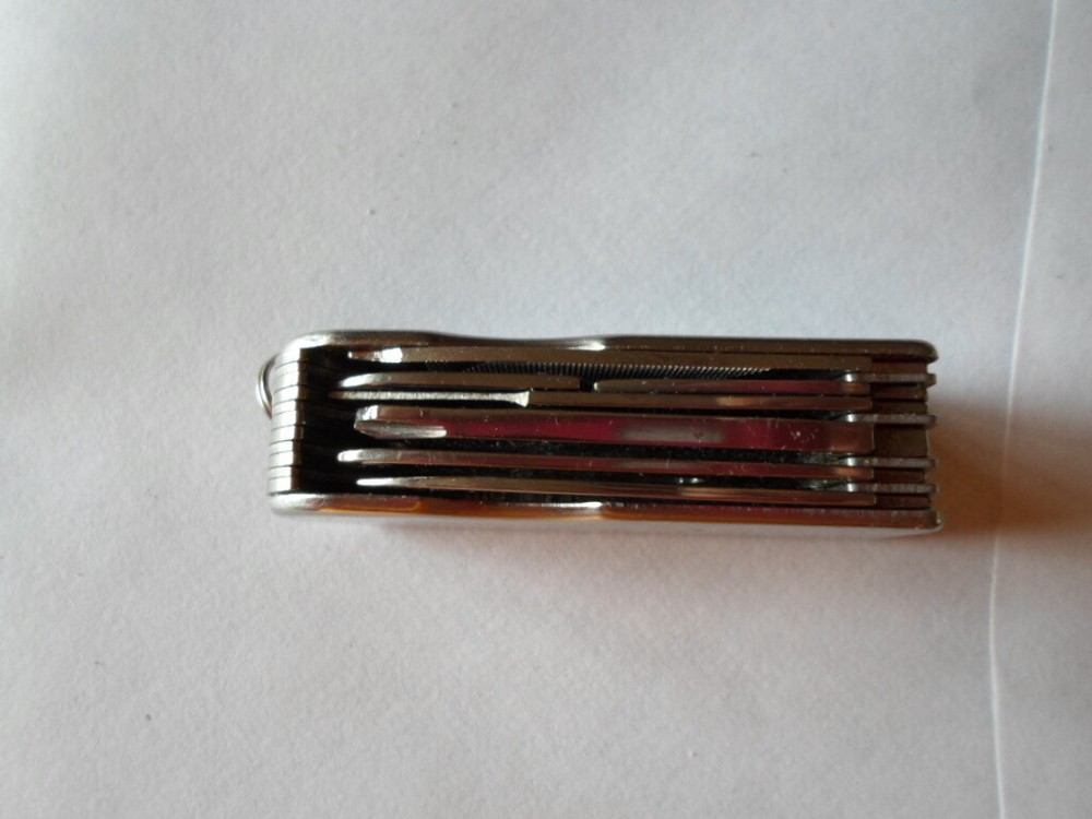 Manicure Set - Stainless Steel Blade & Handle